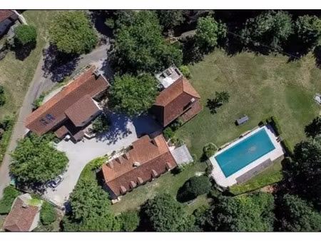 vente propriété 15 pièces 192 m² à catus (46150)  493 500 €