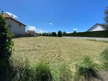 vente terrain 544 m² maringues (63350)