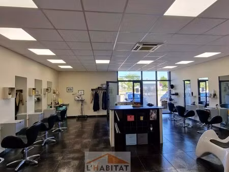 fonds de commerce coiffure 79 m²