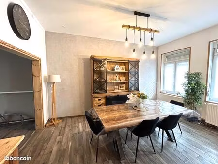 maison 7 pièces 150 m²