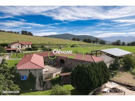 propriété 7 pièces 184 m²