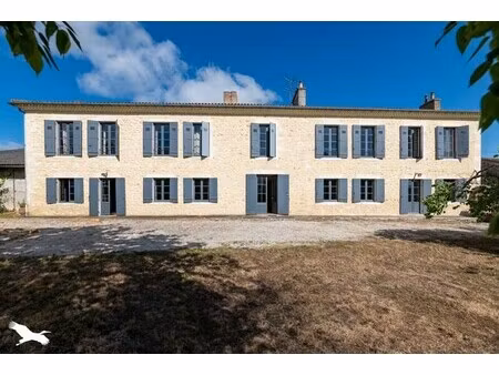 maison de luxe à vendre à saint-christoly-médoc