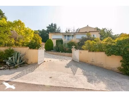 maison de luxe à vendre à la la boissière