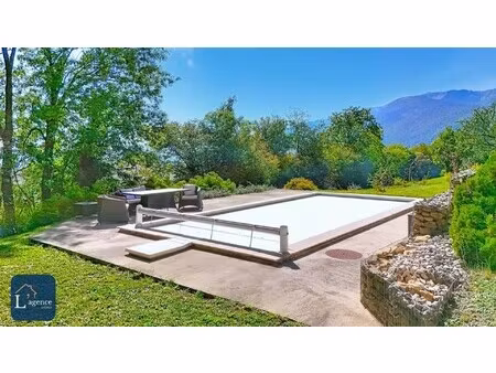 maison de luxe à vendre à vesancy