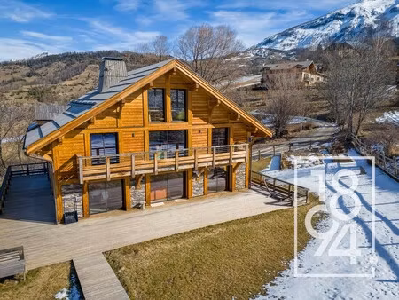 maison de luxe à vendre à enchastrayes