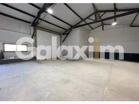 local d'activités à louer