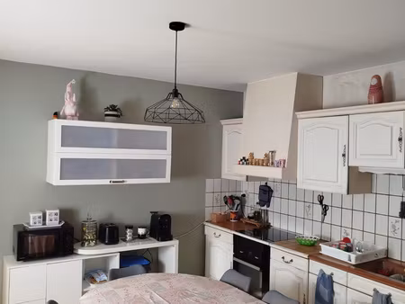 maison familiale avec piscine et dépendance