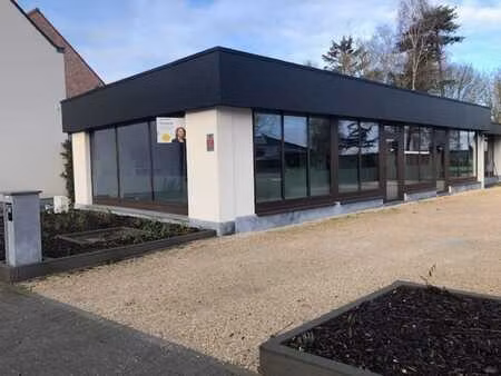 handelspand in centrum wachtebeke te huur