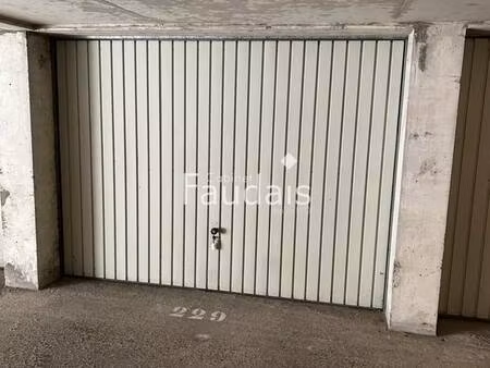 parking à louer