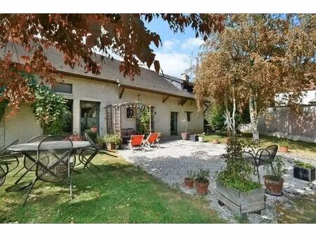 maison à vendre 7 pièces 190 m2 -3 km corcelles les monts - 5 chambres - 2 garages -...