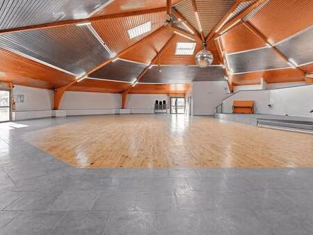 vente immeuble à juvardeil (49330) : à vendre / 784m² juvardeil