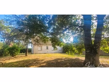 saint-julien-de-vouvantes – 160 m² – 5 chambres – terrain 2 370 m² – travaux à prévoir