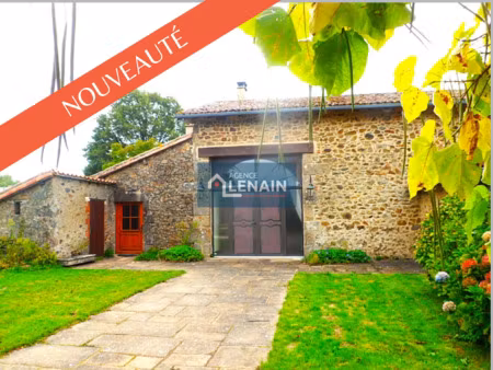 a quelques minutes de pouzauges