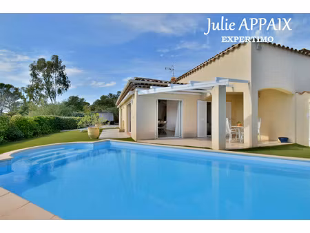 villa individuelle avec piscine  garage dans un domaine sécu