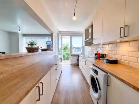 appartement 3 chambres + box (100€)