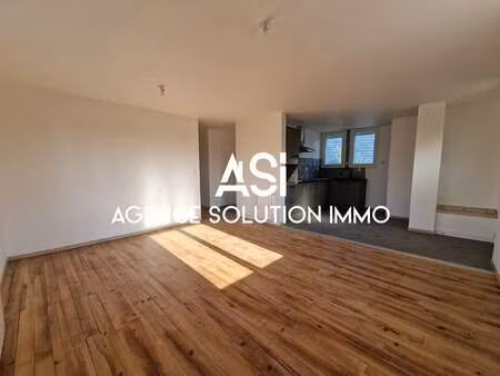 vente maison à aron (53440) : à vendre / 74m² aron