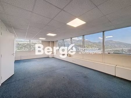 bureau prestigieux de 277 m2 en location - carros  provence-alpes-côte d'azur