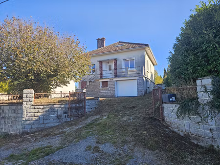 maison sur sous-sol à terminer de rénover