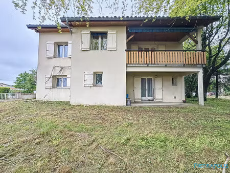 maison de 140 m² avec plus de 2300 m² de terrain