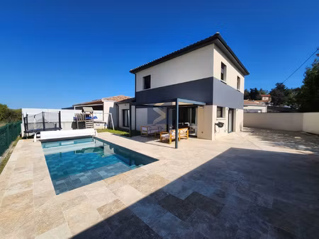 très belle maison de 150m2  4 chambres  piscine