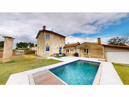 maison spacieuse -7 pièces avec piscine