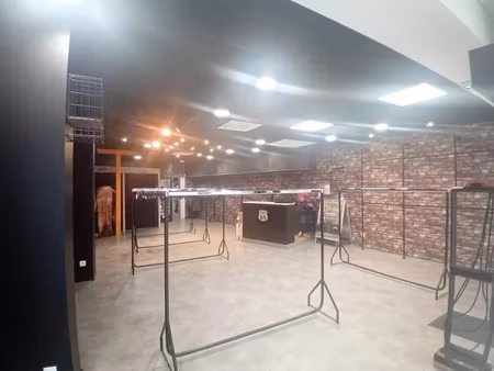 location locaux professionnels 88.01 m² à chalon-sur-saone (71100)  980 €