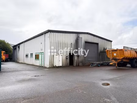 vente locaux professionnels 400 m² à landelles-et-coupigny (14380)  110 000 €
