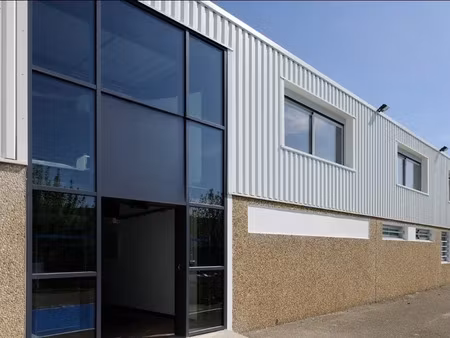 vente locaux professionnels 2637 m² à miribel (01700)  1 999 000 €