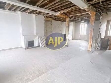 vente immeuble à pontivy centre ville (56300) : à vendre / 183m² pontivy centre ville