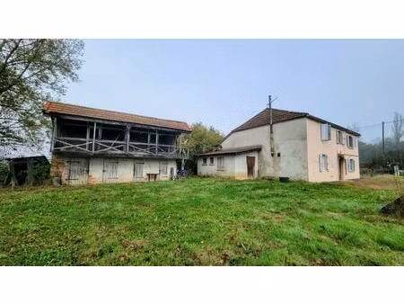 maison de campagne et dépendances à rénover