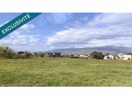 terrain viabilisé libre de constructeur