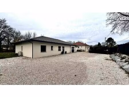 vente maison 4 pièces 105 m2 à saint-victor-de-morestel