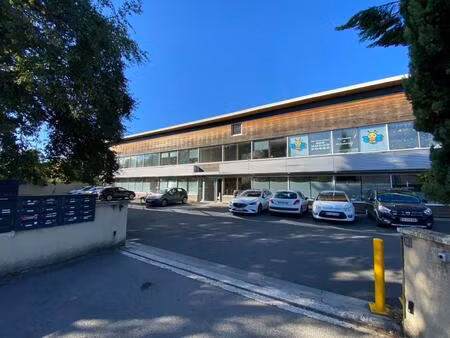 l'isle sur la sorgue - local professionnel 25m²