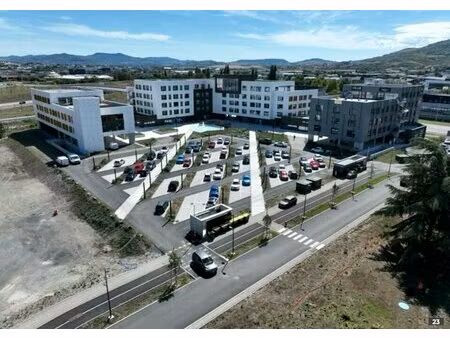 location local commercial 284m² clermont ferrand 63000