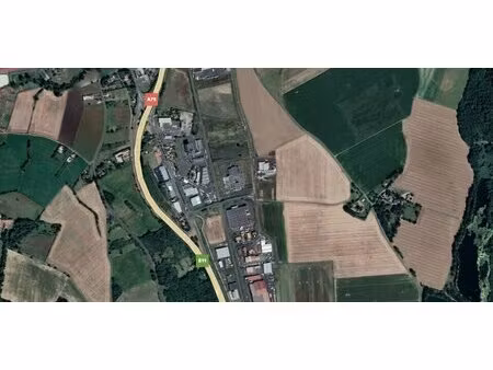 location local commercial 690m² issoire 63500