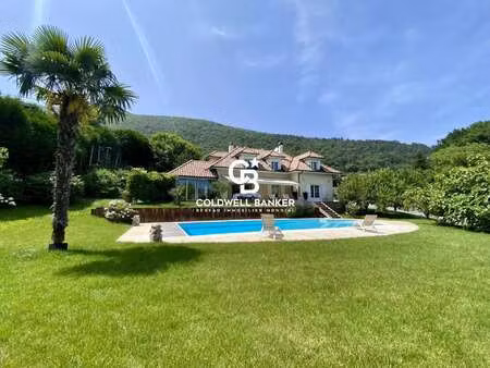 maison de luxe à vendre à monnetier-mornex : 1 360 000 € | 312m²