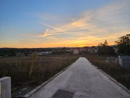 vente parcelle de terrain constructible et viabilisée