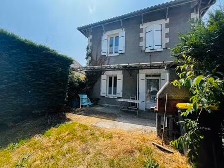 vente maison 4 pièces 87 m² saint-aigulin (17360)