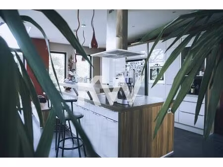 achat maison 9 pièces 263m²