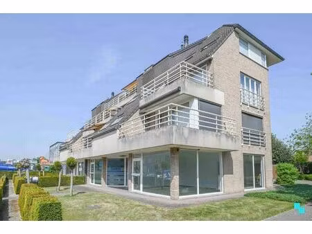 handelsruimte op toplocatie in oostrozebeke