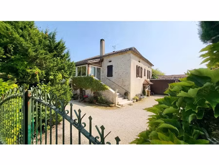 vente maison 4 pièces 105 m² à trespoux-rassiels (46090)  346 500 €