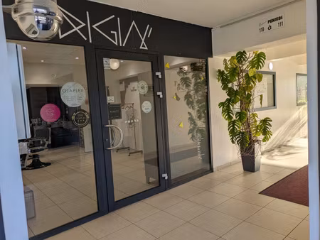 local professionnel à louer bourgoin jallieu 1 pièce(s) 75m2 980€/mois ht/hc