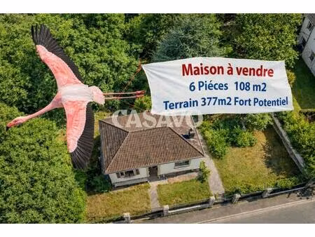 vente maison 5 pièces de 108m² - 94290 villeneuve-le-roi