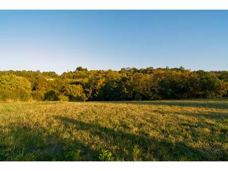 carcassonne- alairac splendide terrain constructible de 3.400m² viabilisé et hors lotissem