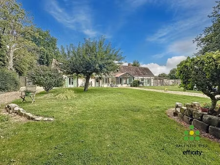 local commercial 9 pièces - 260 m²