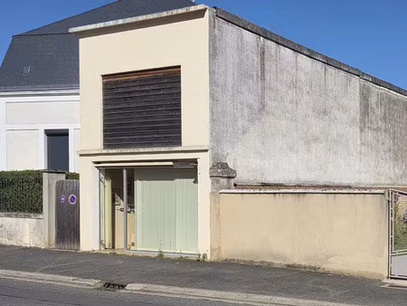 vente commerce 1 pièce 250 m² saint-août (36120)