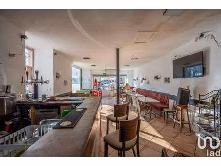 vente bureaux et commerces à vals-les-bains (07600) : à vendre / 135m² vals-les-bains