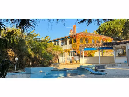 vente maison 8 pièces 226 m² pujols (47300)