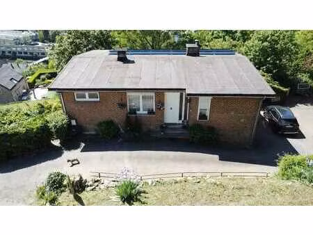 bungalow 4 façades  3 chambres et garage