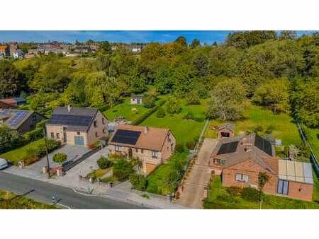 charmante maison 4 façades en périphérie de namur